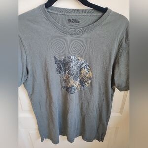 Fjallraven Gray Short-Sleeve Tee with Fox Graphic (Rock Logo)